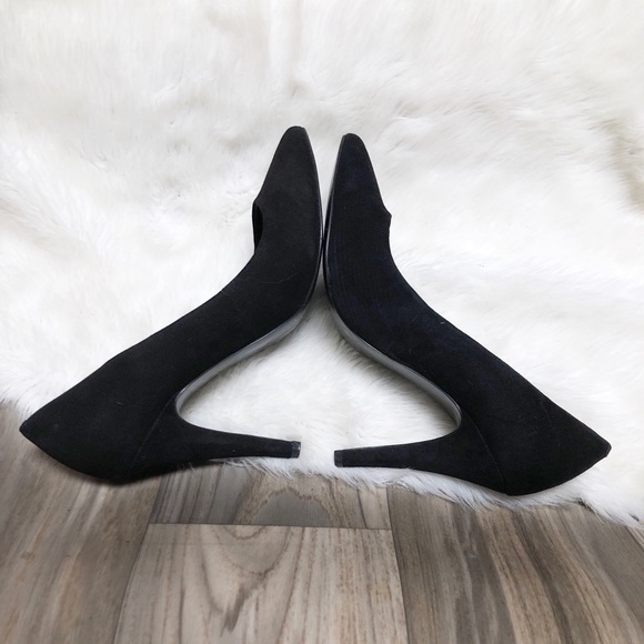 BCBG GENERATION PUMPS - Picture 2 of 9